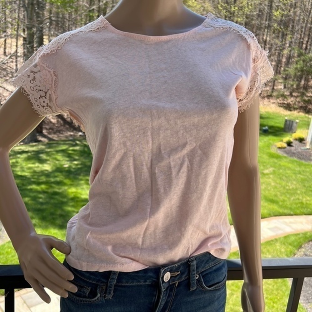 June & Ivy pale peachy pink BoHo short sleeve T shirt with lace sleeves